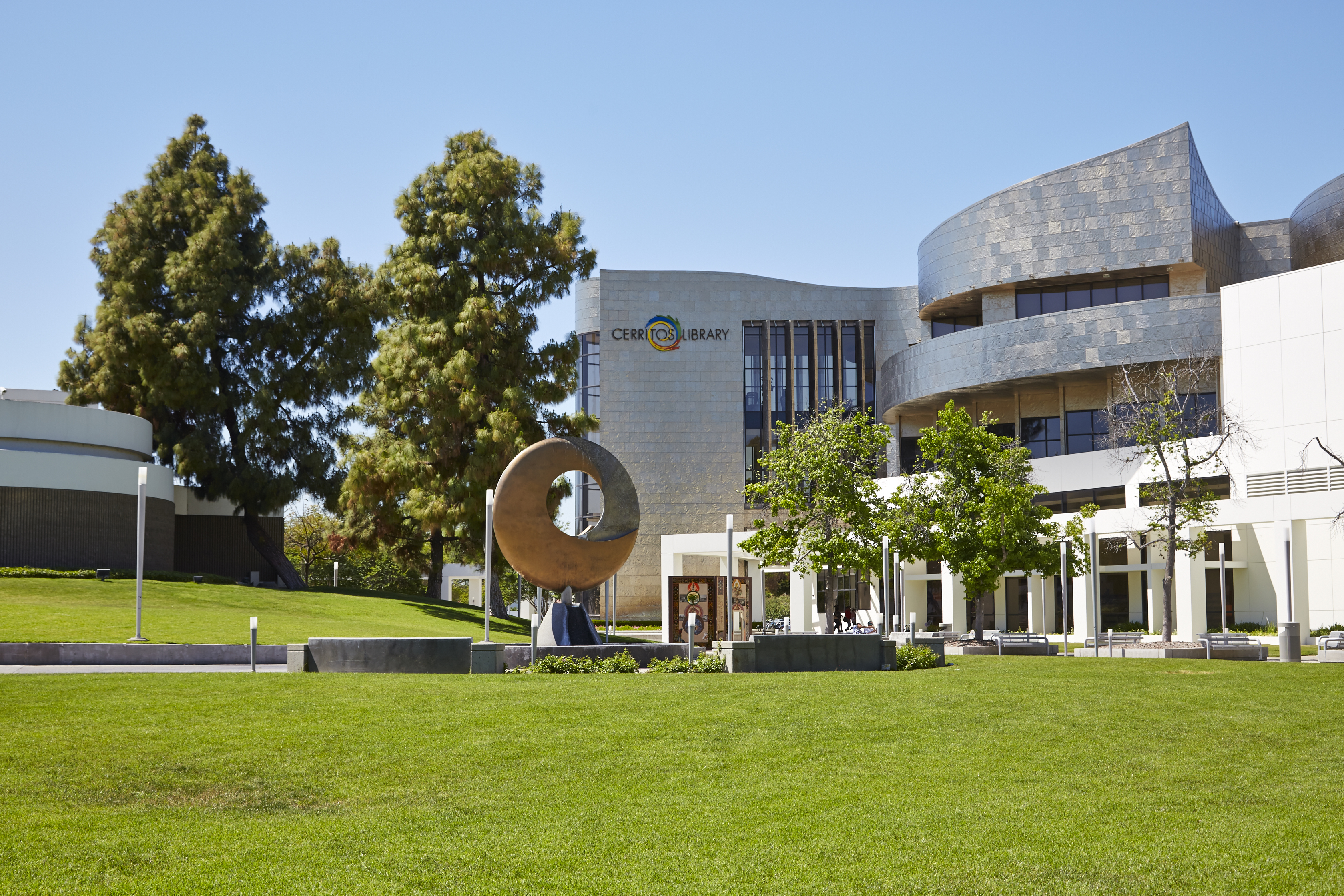 cerritos library